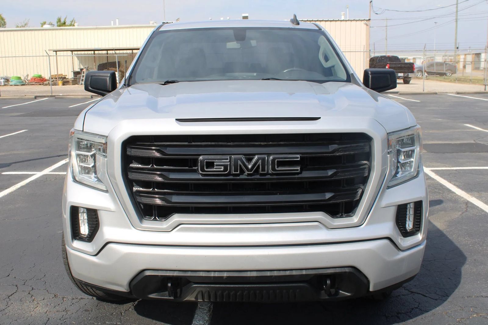Used 2020 GMC Sierra 1500 Elevation w/ Elevation Value Package RWD image 2