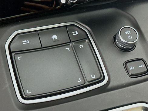Used 2023 Acura MDX SH-AWD image 24