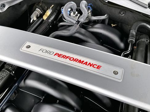 Used 2017 Ford Mustang Shelby GT350 w/ Electronics Package image 32