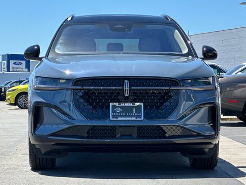 New 2026 Lincoln Nautilus Reserve AWD/4WD image 8