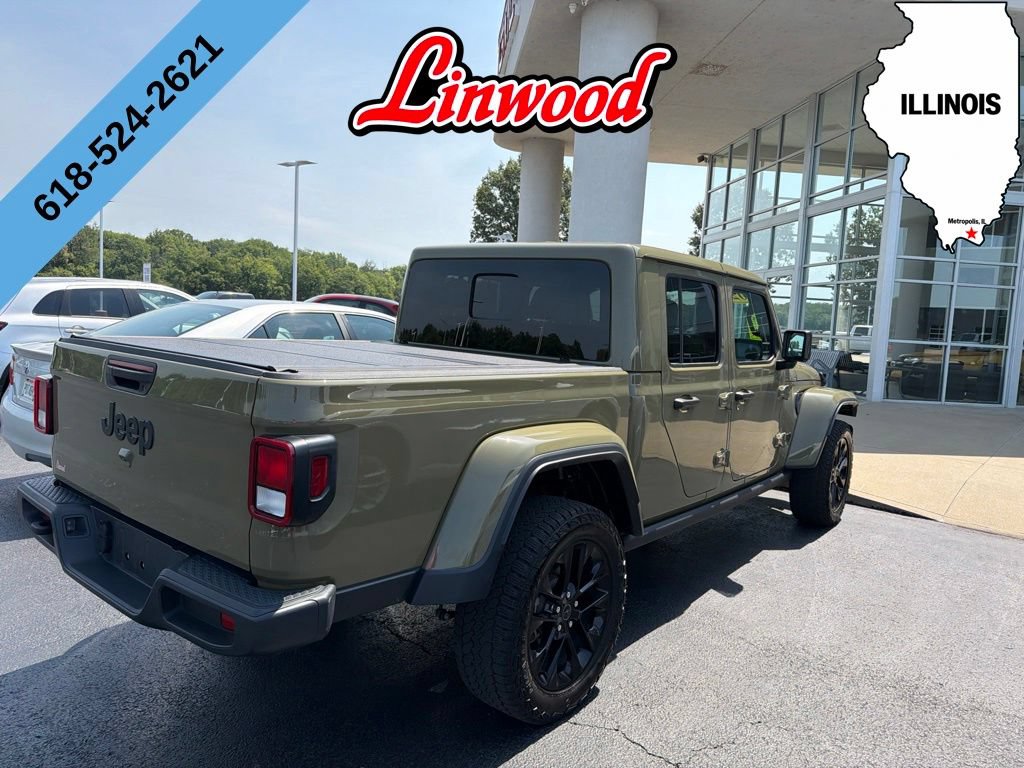 Used 2025 Jeep Gladiator Sport AWD/4WD image 6