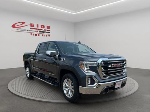Used 2021 GMC Sierra 1500 SLT w/ SLT Convenience Package AWD/4WD image 12