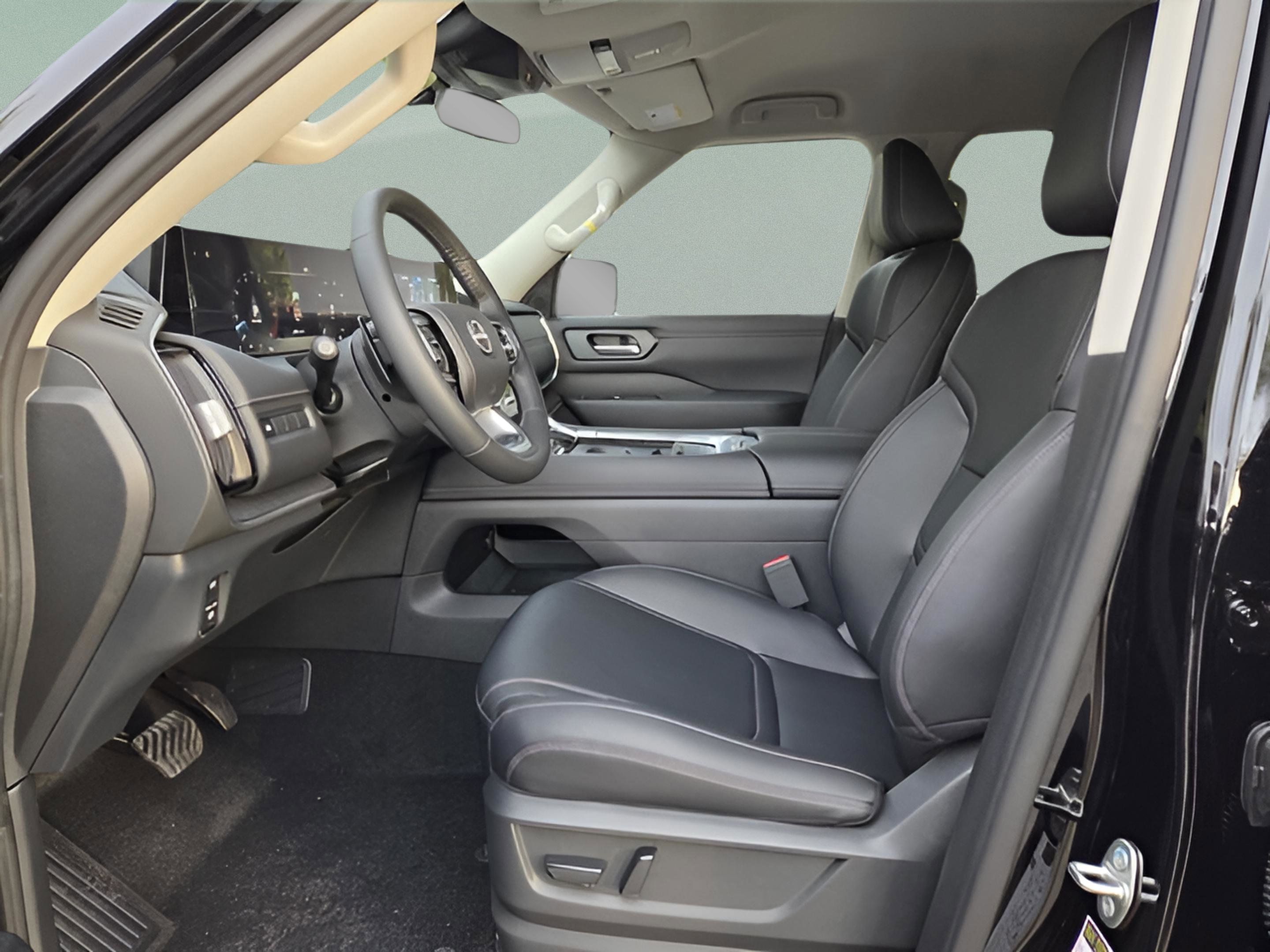 Used 2026 Nissan Armada SV RWD image 13