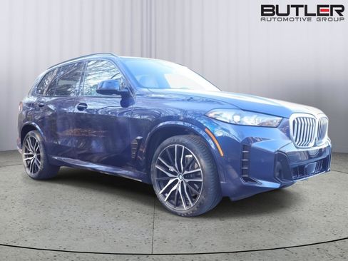 Certified 2024 BMW X5 sDrive40i w/ M Sport Package image 9