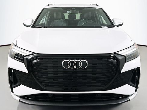 Used 2024 Audi Q4 e-tron Premium Plus w/ Premium Plus AWD/4WD image 2