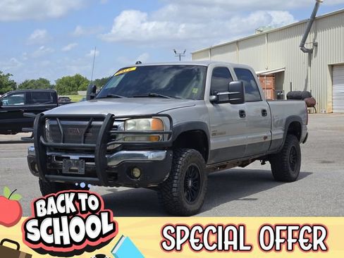 Used 2005 GMC Sierra 2500 SLE w/ Heavy-Duty Power Package AWD/4WD image 3