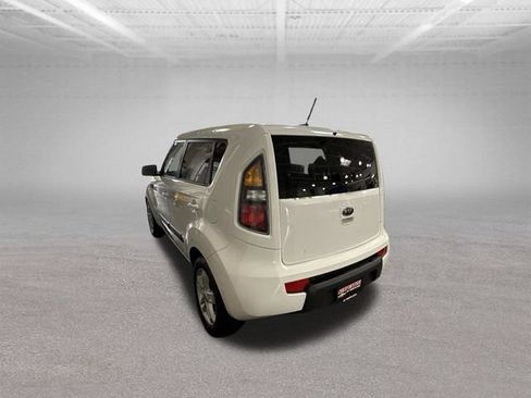 Used 2011 Kia Soul + w/ Audio Pkg FWD image 6