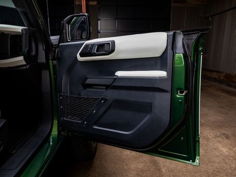 Used 2024 Ford Bronco Wildtrak image 37