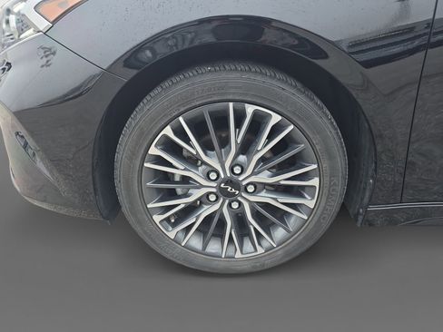 Used 2023 Kia Forte GT-Line w/ GT-Line Premium Package image 19