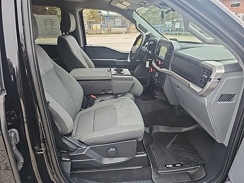 Used 2022 Ford F150 XLT image 11