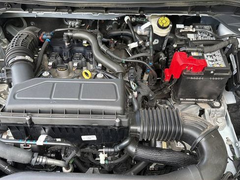 Used 2025 Ford Escape Active AWD/4WD image 28