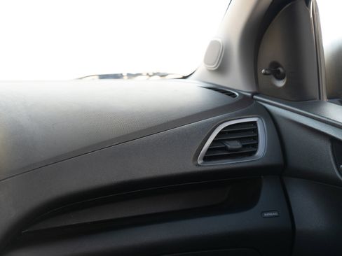 Used 2020 Chevrolet Spark LS image 23