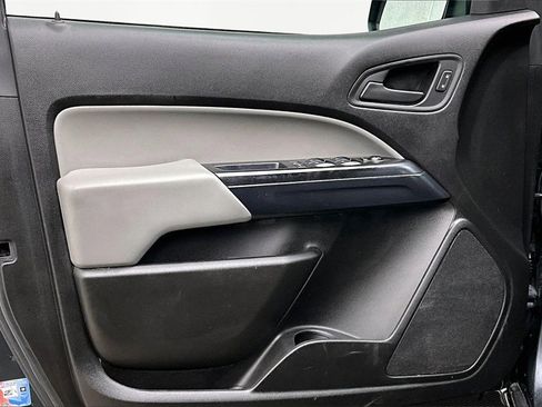 Used 2017 Chevrolet Colorado W/T w/ WT Convenience Package image 24