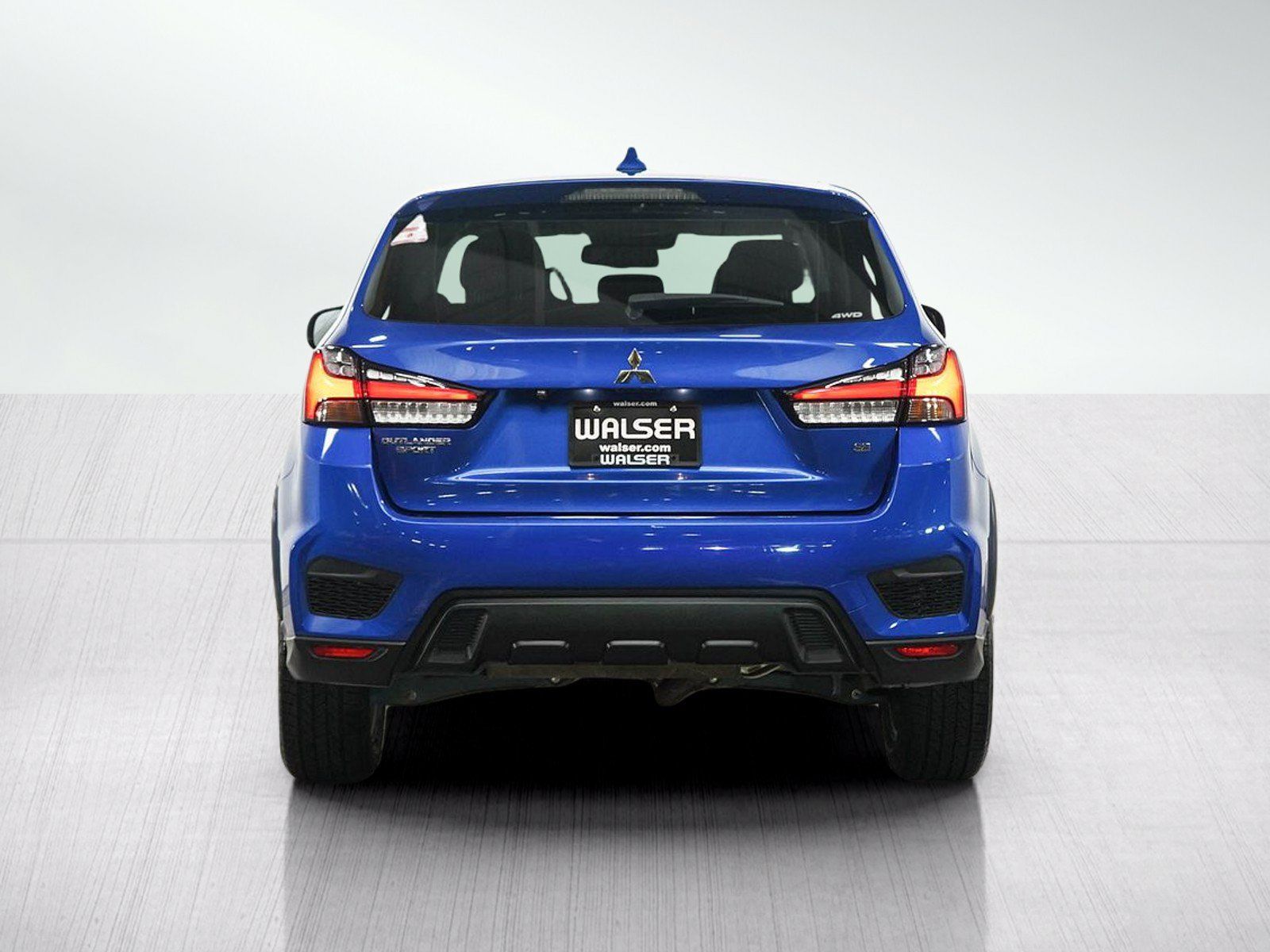 Used 2024 Mitsubishi Outlander Sport SE AWD/4WD image 4