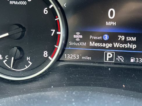 Used 2025 Nissan Sentra SR FWD image 26