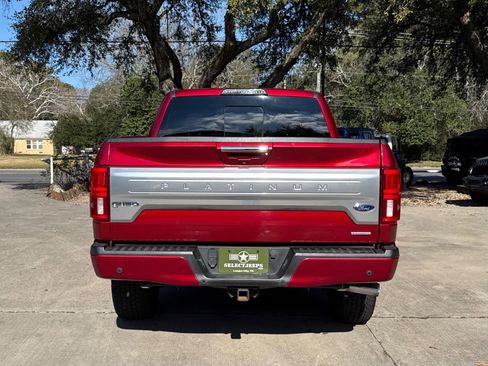 Used 2018 Ford F150 Platinum w/ Equipment Group 701A Luxury image 8