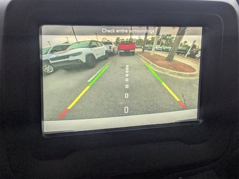 Used 2021 Jeep Renegade Sport image 22