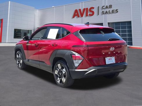 Used 2025 Hyundai Kona SEL FWD image 9