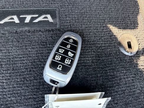 Used 2023 Hyundai Sonata Limited image 47