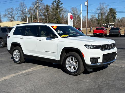 Used 2024 Jeep Grand Cherokee L Limited w/ Luxury Tech Group II image 1
