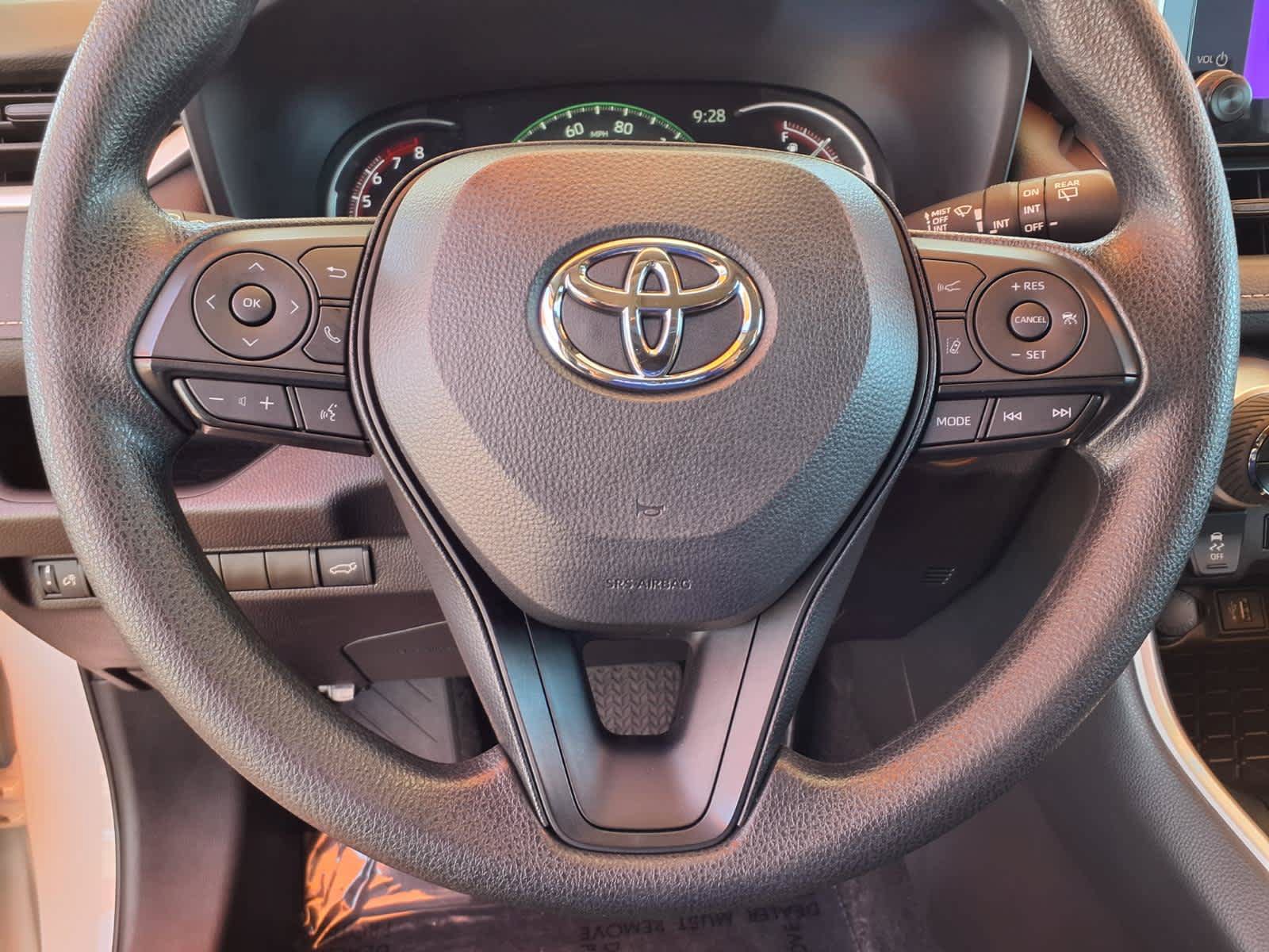 Certified 2025 Toyota RAV4 XLE w/ Convenience Package FWD image 21