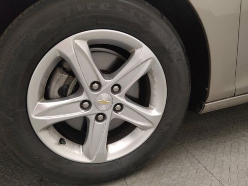 Used 2024 Chevrolet Malibu LT image 31