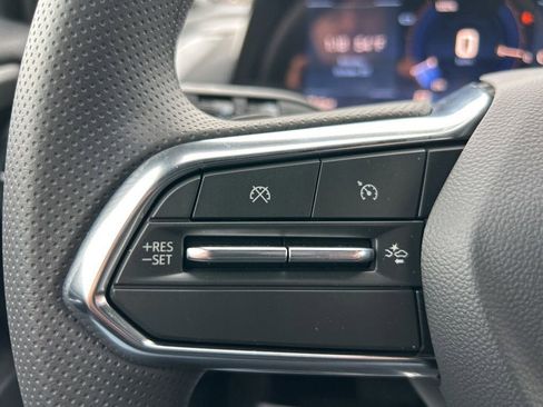 New 2026 Chevrolet Equinox EV LT image 18