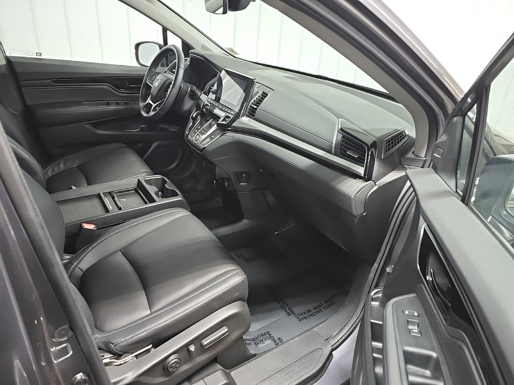Used 2024 Honda Odyssey Touring image 16