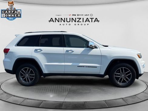 Used 2018 Jeep Grand Cherokee Limited AWD/4WD image 6