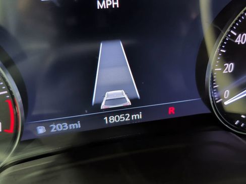 Certified 2022 Buick Envision Avenir w/ Technology Package II image 29