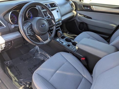 Used 2019 Subaru Outback 2.5i Premium image 24
