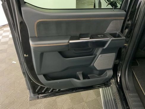 Used 2021 Ford F150 Platinum image 34