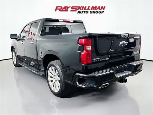 Used 2022 Chevrolet Silverado 1500 High Country image 5