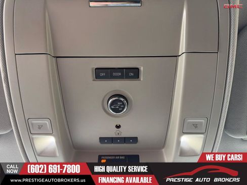 Used 2017 GMC Yukon SLT AWD/4WD image 37