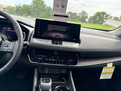 New 2026 Nissan Rogue Platinum w/ Platinum Premium Package AWD/4WD image 20