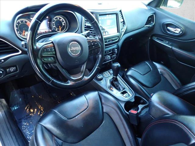 Used 2020 Jeep Cherokee Trailhawk w/ Cold Weather Group AWD/4WD image 10