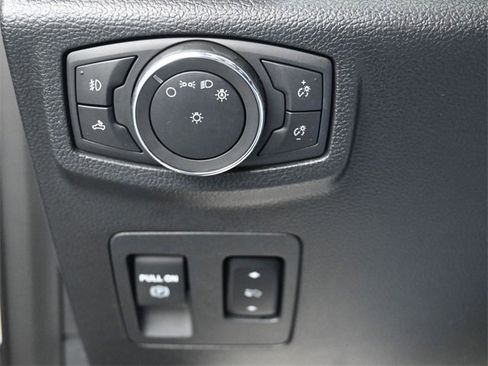 Certified 2019 Ford F150 Lariat w/ Equipment Group 502A Luxury image 9