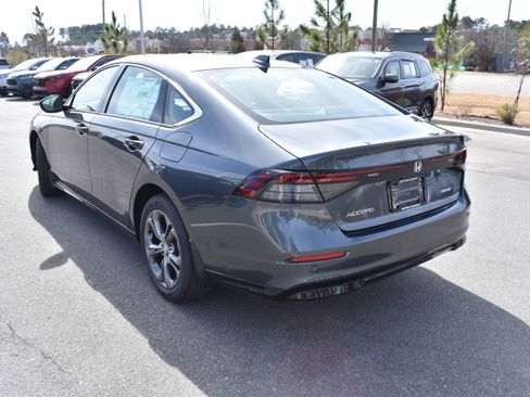 New 2026 Honda Accord EX-L image 8