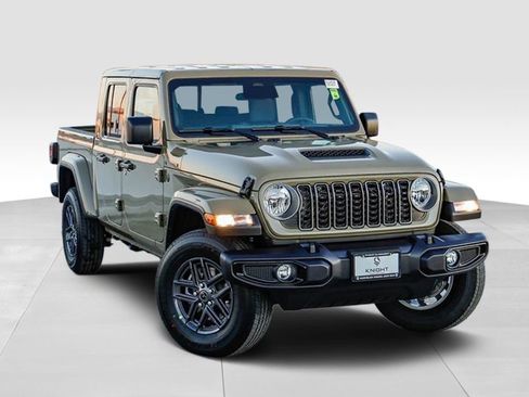 New 2026 Jeep Gladiator Sport image 2