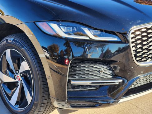 Used 2021 Jaguar F-PACE S image 5