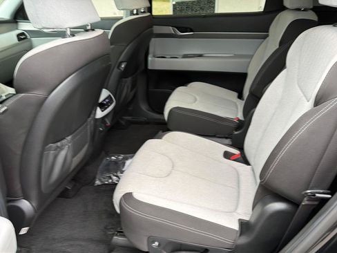 Used 2021 Hyundai Palisade SEL w/ Convenience Package FWD image 11