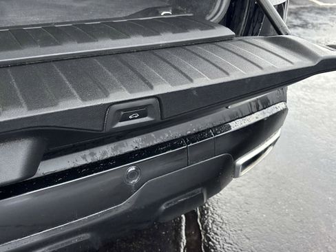 Used 2021 BMW X5 xDrive40i w/ Premium Package image 18