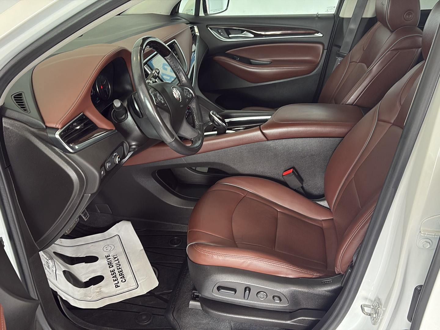 Used 2021 Buick Enclave Avenir w/ Avenir Technology Package AWD/4WD image 7