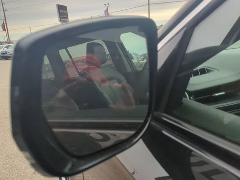 Used 2024 Jeep Grand Cherokee Limited image 14