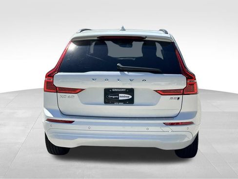 Used 2023 Volvo XC60 B5 Core AWD/4WD image 8