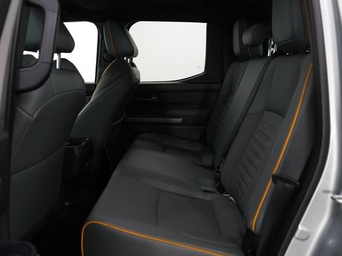 Used 2024 Toyota Tacoma Trailhunter image 19