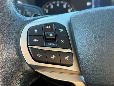 Certified 2021 Ford Explorer XLT w/ Equipment Group 202A image 15