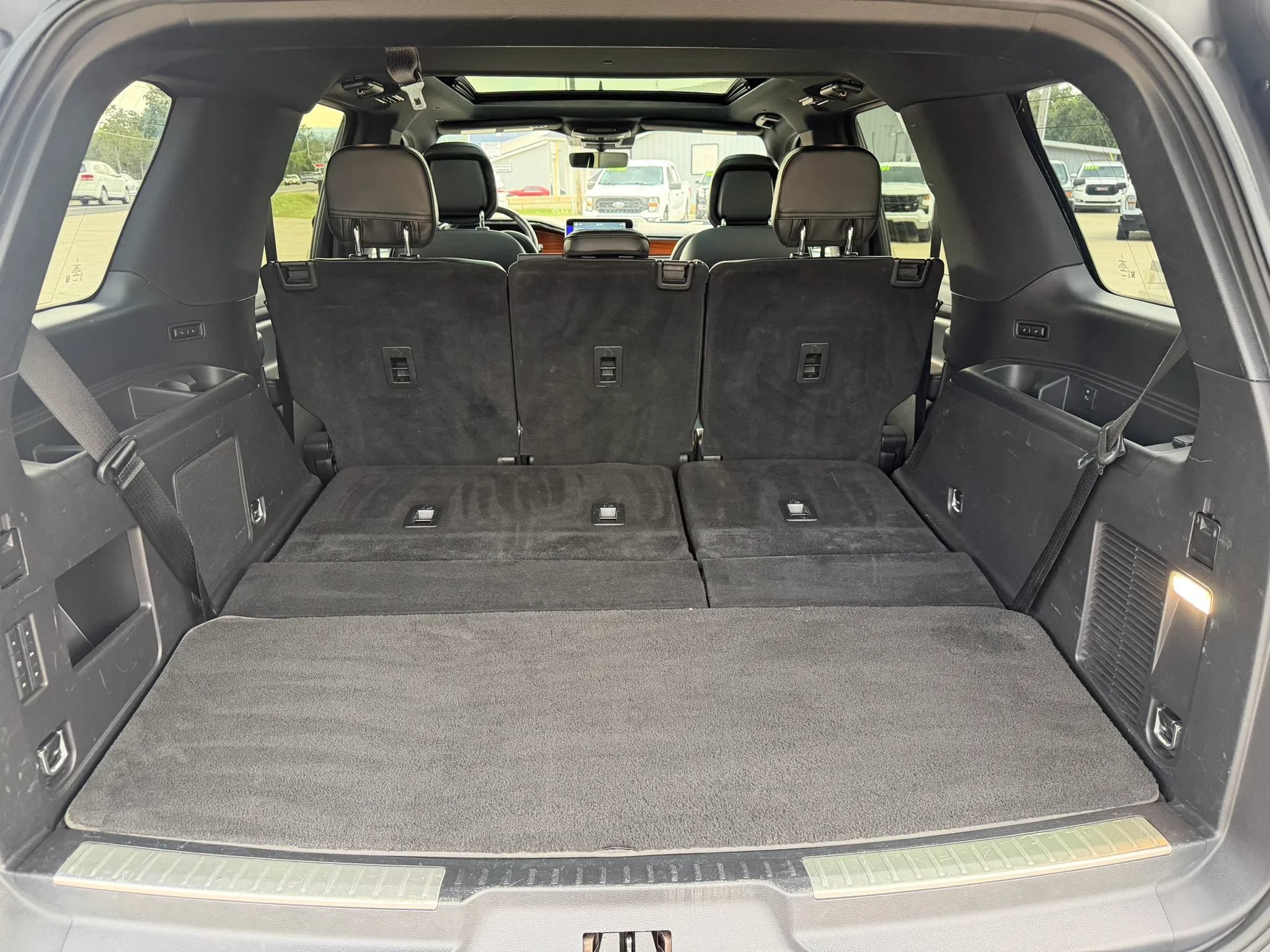 Used 2018 Lincoln Navigator Select w/ Technology Package AWD/4WD image 43