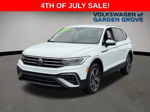 Used 2024 Volkswagen Tiguan Wolfsburg Edition AWD/4WD image 4