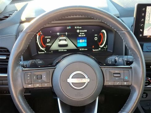 Used 2024 Nissan Rogue SL w/ SL Premium Package image 19